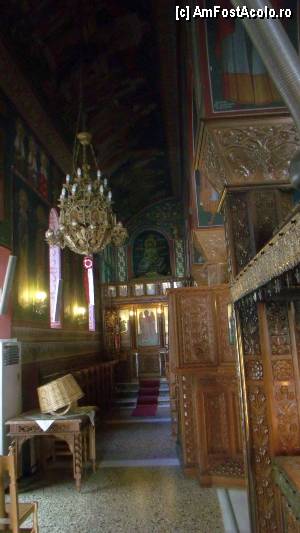 [P57] Parga - biserica Sf. Nicolae » foto by Dragoș_MD
 - 
<span class="allrVoted glyphicon glyphicon-heart hidden" id="av424644"></span>
<a class="m-l-10 hidden" id="sv424644" onclick="voting_Foto_DelVot(,424644,13156)" role="button">șterge vot <span class="glyphicon glyphicon-remove"></span></a>
<a id="v9424644" class=" c-red"  onclick="voting_Foto_SetVot(424644)" role="button"><span class="glyphicon glyphicon-heart-empty"></span> <b>LIKE</b> = Votează poza</a> <img class="hidden"  id="f424644W9" src="/imagini/loader.gif" border="0" /><span class="AjErrMes hidden" id="e424644ErM"></span>