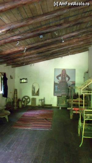 [P65] Parga - moara de apă, casa morarului de la etaj; pe pereți sunt expuse obiecte și imagini legate de această meserie » foto by Dragoș_MD
 - 
<span class="allrVoted glyphicon glyphicon-heart hidden" id="av424652"></span>
<a class="m-l-10 hidden" id="sv424652" onclick="voting_Foto_DelVot(,424652,13156)" role="button">șterge vot <span class="glyphicon glyphicon-remove"></span></a>
<a id="v9424652" class=" c-red"  onclick="voting_Foto_SetVot(424652)" role="button"><span class="glyphicon glyphicon-heart-empty"></span> <b>LIKE</b> = Votează poza</a> <img class="hidden"  id="f424652W9" src="/imagini/loader.gif" border="0" /><span class="AjErrMes hidden" id="e424652ErM"></span>