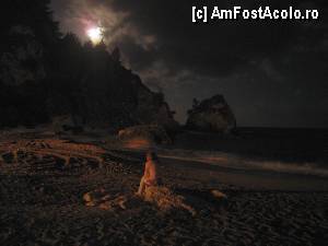 [P71] Plajele din Parga - Piso Krioneri sub clar de lună » foto by Dragoș_MD
 - 
<span class="allrVoted glyphicon glyphicon-heart hidden" id="av424658"></span>
<a class="m-l-10 hidden" id="sv424658" onclick="voting_Foto_DelVot(,424658,13156)" role="button">șterge vot <span class="glyphicon glyphicon-remove"></span></a>
<a id="v9424658" class=" c-red"  onclick="voting_Foto_SetVot(424658)" role="button"><span class="glyphicon glyphicon-heart-empty"></span> <b>LIKE</b> = Votează poza</a> <img class="hidden"  id="f424658W9" src="/imagini/loader.gif" border="0" /><span class="AjErrMes hidden" id="e424658ErM"></span>