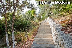 [P50] De pe plaja se poate urca pe colina » foto by clau.nov
 - 
<span class="allrVoted glyphicon glyphicon-heart hidden" id="av498288"></span>
<a class="m-l-10 hidden" id="sv498288" onclick="voting_Foto_DelVot(,498288,13156)" role="button">șterge vot <span class="glyphicon glyphicon-remove"></span></a>
<a id="v9498288" class=" c-red"  onclick="voting_Foto_SetVot(498288)" role="button"><span class="glyphicon glyphicon-heart-empty"></span> <b>LIKE</b> = Votează poza</a> <img class="hidden"  id="f498288W9" src="/imagini/loader.gif" border="0" /><span class="AjErrMes hidden" id="e498288ErM"></span>