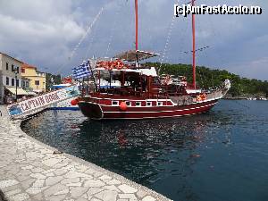 [P13] Vasul Captain Hook cu care am facut croaziera » foto by BOGDAN DSN
 - 
<span class="allrVoted glyphicon glyphicon-heart hidden" id="av589078"></span>
<a class="m-l-10 hidden" id="sv589078" onclick="voting_Foto_DelVot(,589078,13156)" role="button">șterge vot <span class="glyphicon glyphicon-remove"></span></a>
<a id="v9589078" class=" c-red"  onclick="voting_Foto_SetVot(589078)" role="button"><span class="glyphicon glyphicon-heart-empty"></span> <b>LIKE</b> = Votează poza</a> <img class="hidden"  id="f589078W9" src="/imagini/loader.gif" border="0" /><span class="AjErrMes hidden" id="e589078ErM"></span>