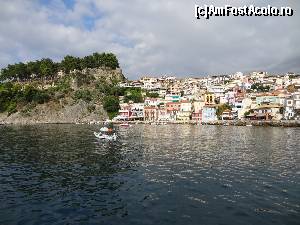 [P06] Parga si Castelul Venetian vazute de pe vasul Captain Hook » foto by BOGDAN DSN
 - 
<span class="allrVoted glyphicon glyphicon-heart hidden" id="av589071"></span>
<a class="m-l-10 hidden" id="sv589071" onclick="voting_Foto_DelVot(,589071,13156)" role="button">șterge vot <span class="glyphicon glyphicon-remove"></span></a>
<a id="v9589071" class=" c-red"  onclick="voting_Foto_SetVot(589071)" role="button"><span class="glyphicon glyphicon-heart-empty"></span> <b>LIKE</b> = Votează poza</a> <img class="hidden"  id="f589071W9" src="/imagini/loader.gif" border="0" /><span class="AjErrMes hidden" id="e589071ErM"></span>