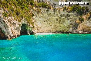 [P08] Blue Caves of Paxos » foto by Vlahos2003
 - 
<span class="allrVoted glyphicon glyphicon-heart hidden" id="av663402"></span>
<a class="m-l-10 hidden" id="sv663402" onclick="voting_Foto_DelVot(,663402,13156)" role="button">șterge vot <span class="glyphicon glyphicon-remove"></span></a>
<a id="v9663402" class=" c-red"  onclick="voting_Foto_SetVot(663402)" role="button"><span class="glyphicon glyphicon-heart-empty"></span> <b>LIKE</b> = Votează poza</a> <img class="hidden"  id="f663402W9" src="/imagini/loader.gif" border="0" /><span class="AjErrMes hidden" id="e663402ErM"></span>