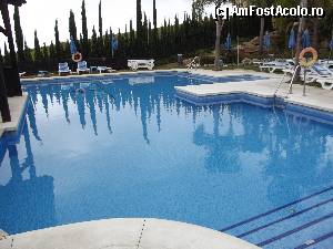 [P20] piscina mare de adulti » foto by Angelinne
 - 
<span class="allrVoted glyphicon glyphicon-heart hidden" id="av383953"></span>
<a class="m-l-10 hidden" id="sv383953" onclick="voting_Foto_DelVot(,383953,13197)" role="button">șterge vot <span class="glyphicon glyphicon-remove"></span></a>
<a id="v9383953" class=" c-red"  onclick="voting_Foto_SetVot(383953)" role="button"><span class="glyphicon glyphicon-heart-empty"></span> <b>LIKE</b> = Votează poza</a> <img class="hidden"  id="f383953W9" src="/imagini/loader.gif" border="0" /><span class="AjErrMes hidden" id="e383953ErM"></span>
