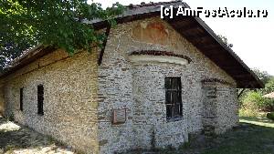[P28] Arbanassi / Biserica Sf. Dumitru » foto by bog68
 - 
<span class="allrVoted glyphicon glyphicon-heart hidden" id="av371901"></span>
<a class="m-l-10 hidden" id="sv371901" onclick="voting_Foto_DelVot(,371901,13213)" role="button">șterge vot <span class="glyphicon glyphicon-remove"></span></a>
<a id="v9371901" class=" c-red"  onclick="voting_Foto_SetVot(371901)" role="button"><span class="glyphicon glyphicon-heart-empty"></span> <b>LIKE</b> = Votează poza</a> <img class="hidden"  id="f371901W9" src="/imagini/loader.gif" border="0" /><span class="AjErrMes hidden" id="e371901ErM"></span>