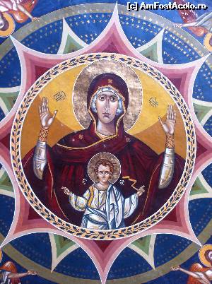 [P18] Pictura de pe cupola Porții de intrare » foto by Yersinia Pestis
 - 
<span class="allrVoted glyphicon glyphicon-heart hidden" id="av580197"></span>
<a class="m-l-10 hidden" id="sv580197" onclick="voting_Foto_DelVot(,580197,13280)" role="button">șterge vot <span class="glyphicon glyphicon-remove"></span></a>
<a id="v9580197" class=" c-red"  onclick="voting_Foto_SetVot(580197)" role="button"><span class="glyphicon glyphicon-heart-empty"></span> <b>LIKE</b> = Votează poza</a> <img class="hidden"  id="f580197W9" src="/imagini/loader.gif" border="0" /><span class="AjErrMes hidden" id="e580197ErM"></span>