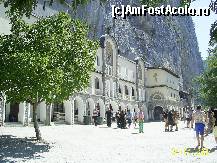 [P02] platoul manastirii ostrog » foto by petrus95
 - 
<span class="allrVoted glyphicon glyphicon-heart hidden" id="av124402"></span>
<a class="m-l-10 hidden" id="sv124402" onclick="voting_Foto_DelVot(,124402,13283)" role="button">șterge vot <span class="glyphicon glyphicon-remove"></span></a>
<a id="v9124402" class=" c-red"  onclick="voting_Foto_SetVot(124402)" role="button"><span class="glyphicon glyphicon-heart-empty"></span> <b>LIKE</b> = Votează poza</a> <img class="hidden"  id="f124402W9" src="/imagini/loader.gif" border="0" /><span class="AjErrMes hidden" id="e124402ErM"></span>