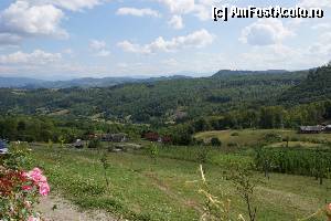 [P08] Peisaj, vedere din locul mănăstirii.  » foto by Utube
 - 
<span class="allrVoted glyphicon glyphicon-heart hidden" id="av389279"></span>
<a class="m-l-10 hidden" id="sv389279" onclick="voting_Foto_DelVot(,389279,13301)" role="button">șterge vot <span class="glyphicon glyphicon-remove"></span></a>
<a id="v9389279" class=" c-red"  onclick="voting_Foto_SetVot(389279)" role="button"><span class="glyphicon glyphicon-heart-empty"></span> <b>LIKE</b> = Votează poza</a> <img class="hidden"  id="f389279W9" src="/imagini/loader.gif" border="0" /><span class="AjErrMes hidden" id="e389279ErM"></span>