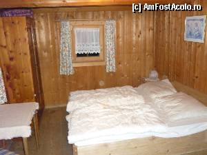 [P01] Camera in care am dormit doua persoane » foto by Bujie
 - 
<span class="allrVoted glyphicon glyphicon-heart hidden" id="av392861"></span>
<a class="m-l-10 hidden" id="sv392861" onclick="voting_Foto_DelVot(,392861,13416)" role="button">șterge vot <span class="glyphicon glyphicon-remove"></span></a>
<a id="v9392861" class=" c-red"  onclick="voting_Foto_SetVot(392861)" role="button"><span class="glyphicon glyphicon-heart-empty"></span> <b>LIKE</b> = Votează poza</a> <img class="hidden"  id="f392861W9" src="/imagini/loader.gif" border="0" /><span class="AjErrMes hidden" id="e392861ErM"></span>