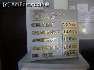 [P20] Hotelul Clas - Preţurile afişate la recepţie, septembrie 2017. » foto by Floryn81
 - 
<span class="allrVoted glyphicon glyphicon-heart hidden" id="av914120"></span>
<a class="m-l-10 hidden" id="sv914120" onclick="voting_Foto_DelVot(,914120,13455)" role="button">șterge vot <span class="glyphicon glyphicon-remove"></span></a>
<a id="v9914120" class=" c-red"  onclick="voting_Foto_SetVot(914120)" role="button"><span class="glyphicon glyphicon-heart-empty"></span> <b>LIKE</b> = Votează poza</a> <img class="hidden"  id="f914120W9" src="/imagini/loader.gif" border="0" /><span class="AjErrMes hidden" id="e914120ErM"></span>