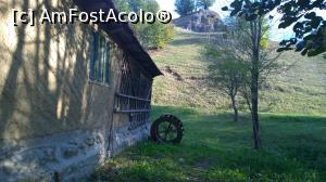 [P05] Casa de lut si roti de rezerva pentru moara » foto by Cdia
 - 
<span class="allrVoted glyphicon glyphicon-heart hidden" id="av808315"></span>
<a class="m-l-10 hidden" id="sv808315" onclick="voting_Foto_DelVot(,808315,13475)" role="button">șterge vot <span class="glyphicon glyphicon-remove"></span></a>
<a id="v9808315" class=" c-red"  onclick="voting_Foto_SetVot(808315)" role="button"><span class="glyphicon glyphicon-heart-empty"></span> <b>LIKE</b> = Votează poza</a> <img class="hidden"  id="f808315W9" src="/imagini/loader.gif" border="0" /><span class="AjErrMes hidden" id="e808315ErM"></span>