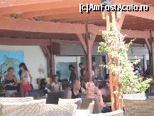 [P47] Terasa restaurantului de pe plajă » foto by sosso
 - 
<span class="allrVoted glyphicon glyphicon-heart hidden" id="av410524"></span>
<a class="m-l-10 hidden" id="sv410524" onclick="voting_Foto_DelVot(,410524,13584)" role="button">șterge vot <span class="glyphicon glyphicon-remove"></span></a>
<a id="v9410524" class=" c-red"  onclick="voting_Foto_SetVot(410524)" role="button"><span class="glyphicon glyphicon-heart-empty"></span> <b>LIKE</b> = Votează poza</a> <img class="hidden"  id="f410524W9" src="/imagini/loader.gif" border="0" /><span class="AjErrMes hidden" id="e410524ErM"></span>