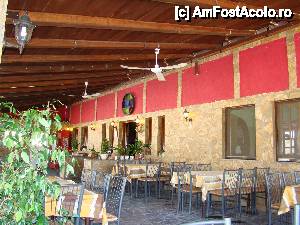 [P09] Taverna Paradisos terasa » foto by Muffin2009*
 - 
<span class="allrVoted glyphicon glyphicon-heart hidden" id="av400536"></span>
<a class="m-l-10 hidden" id="sv400536" onclick="voting_Foto_DelVot(,400536,13618)" role="button">șterge vot <span class="glyphicon glyphicon-remove"></span></a>
<a id="v9400536" class=" c-red"  onclick="voting_Foto_SetVot(400536)" role="button"><span class="glyphicon glyphicon-heart-empty"></span> <b>LIKE</b> = Votează poza</a> <img class="hidden"  id="f400536W9" src="/imagini/loader.gif" border="0" /><span class="AjErrMes hidden" id="e400536ErM"></span>