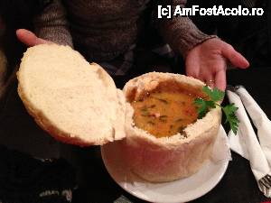 [P26] Restaurant Casa Ferdinand :) - ciorba de fasole in paine » foto by ioana22
 - 
<span class="allrVoted glyphicon glyphicon-heart hidden" id="av402749"></span>
<a class="m-l-10 hidden" id="sv402749" onclick="voting_Foto_DelVot(,402749,13688)" role="button">șterge vot <span class="glyphicon glyphicon-remove"></span></a>
<a id="v9402749" class=" c-red"  onclick="voting_Foto_SetVot(402749)" role="button"><span class="glyphicon glyphicon-heart-empty"></span> <b>LIKE</b> = Votează poza</a> <img class="hidden"  id="f402749W9" src="/imagini/loader.gif" border="0" /><span class="AjErrMes hidden" id="e402749ErM"></span>