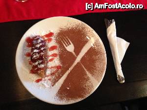 [P40] Restaurant Casa Ferdinand :) - strudel cu mere - nu este o portie mare, insa este delicios!  » foto by ioana22
 - 
<span class="allrVoted glyphicon glyphicon-heart hidden" id="av402763"></span>
<a class="m-l-10 hidden" id="sv402763" onclick="voting_Foto_DelVot(,402763,13688)" role="button">șterge vot <span class="glyphicon glyphicon-remove"></span></a>
<a id="v9402763" class=" c-red"  onclick="voting_Foto_SetVot(402763)" role="button"><span class="glyphicon glyphicon-heart-empty"></span> <b>LIKE</b> = Votează poza</a> <img class="hidden"  id="f402763W9" src="/imagini/loader.gif" border="0" /><span class="AjErrMes hidden" id="e402763ErM"></span>