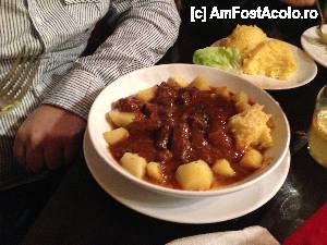 [P43] Restaurant Casa Ferdinand :) - tocanita gulas » foto by ioana22
 - 
<span class="allrVoted glyphicon glyphicon-heart hidden" id="av402766"></span>
<a class="m-l-10 hidden" id="sv402766" onclick="voting_Foto_DelVot(,402766,13688)" role="button">șterge vot <span class="glyphicon glyphicon-remove"></span></a>
<a id="v9402766" class=" c-red"  onclick="voting_Foto_SetVot(402766)" role="button"><span class="glyphicon glyphicon-heart-empty"></span> <b>LIKE</b> = Votează poza</a> <img class="hidden"  id="f402766W9" src="/imagini/loader.gif" border="0" /><span class="AjErrMes hidden" id="e402766ErM"></span>