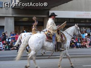 [P21] Stampede Parade - defilarea populație native » foto by ebirsan
 - 
<span class="allrVoted glyphicon glyphicon-heart hidden" id="av742698"></span>
<a class="m-l-10 hidden" id="sv742698" onclick="voting_Foto_DelVot(,742698,13751)" role="button">șterge vot <span class="glyphicon glyphicon-remove"></span></a>
<a id="v9742698" class=" c-red"  onclick="voting_Foto_SetVot(742698)" role="button"><span class="glyphicon glyphicon-heart-empty"></span> <b>LIKE</b> = Votează poza</a> <img class="hidden"  id="f742698W9" src="/imagini/loader.gif" border="0" /><span class="AjErrMes hidden" id="e742698ErM"></span>