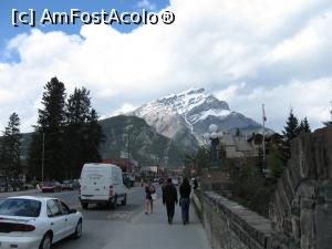 [P06] Banff - strada peincipala » foto by ebirsan
 - 
<span class="allrVoted glyphicon glyphicon-heart hidden" id="av742528"></span>
<a class="m-l-10 hidden" id="sv742528" onclick="voting_Foto_DelVot(,742528,13767)" role="button">șterge vot <span class="glyphicon glyphicon-remove"></span></a>
<a id="v9742528" class=" c-red"  onclick="voting_Foto_SetVot(742528)" role="button"><span class="glyphicon glyphicon-heart-empty"></span> <b>LIKE</b> = Votează poza</a> <img class="hidden"  id="f742528W9" src="/imagini/loader.gif" border="0" /><span class="AjErrMes hidden" id="e742528ErM"></span>