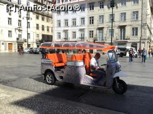 [P59] Lisabona - Turism prin oras cu un vehicul personalizat » foto by mishu
 - 
<span class="allrVoted glyphicon glyphicon-heart hidden" id="av1153998"></span>
<a class="m-l-10 hidden" id="sv1153998" onclick="voting_Foto_DelVot(,1153998,13774)" role="button">șterge vot <span class="glyphicon glyphicon-remove"></span></a>
<a id="v91153998" class=" c-red"  onclick="voting_Foto_SetVot(1153998)" role="button"><span class="glyphicon glyphicon-heart-empty"></span> <b>LIKE</b> = Votează poza</a> <img class="hidden"  id="f1153998W9" src="/imagini/loader.gif" border="0" /><span class="AjErrMes hidden" id="e1153998ErM"></span>