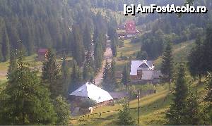 [P10] Gârda de Sus văzută de pe un deal în stânga localitații. Parcul Național Apuseni.  » foto by traian.leuca †
 - 
<span class="allrVoted glyphicon glyphicon-heart hidden" id="av407416"></span>
<a class="m-l-10 hidden" id="sv407416" onclick="voting_Foto_DelVot(,407416,13782)" role="button">șterge vot <span class="glyphicon glyphicon-remove"></span></a>
<a id="v9407416" class=" c-red"  onclick="voting_Foto_SetVot(407416)" role="button"><span class="glyphicon glyphicon-heart-empty"></span> <b>LIKE</b> = Votează poza</a> <img class="hidden"  id="f407416W9" src="/imagini/loader.gif" border="0" /><span class="AjErrMes hidden" id="e407416ErM"></span>