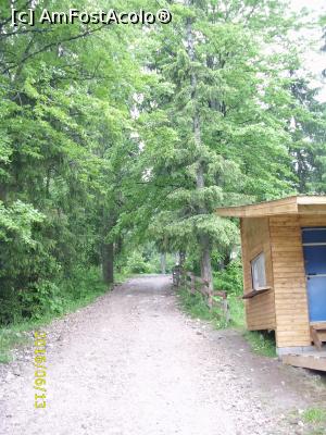 [P15] Către Peștera Scărișoara » foto by puiutea
 - 
<span class="allrVoted glyphicon glyphicon-heart hidden" id="av751921"></span>
<a class="m-l-10 hidden" id="sv751921" onclick="voting_Foto_DelVot(,751921,13782)" role="button">șterge vot <span class="glyphicon glyphicon-remove"></span></a>
<a id="v9751921" class=" c-red"  onclick="voting_Foto_SetVot(751921)" role="button"><span class="glyphicon glyphicon-heart-empty"></span> <b>LIKE</b> = Votează poza</a> <img class="hidden"  id="f751921W9" src="/imagini/loader.gif" border="0" /><span class="AjErrMes hidden" id="e751921ErM"></span>