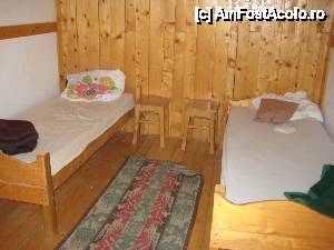 [P01] Interior cabana de lemn » foto by elena_iasi
 - 
<span class="allrVoted glyphicon glyphicon-heart hidden" id="av410379"></span>
<a class="m-l-10 hidden" id="sv410379" onclick="voting_Foto_DelVot(,410379,13867)" role="button">șterge vot <span class="glyphicon glyphicon-remove"></span></a>
<a id="v9410379" class=" c-red"  onclick="voting_Foto_SetVot(410379)" role="button"><span class="glyphicon glyphicon-heart-empty"></span> <b>LIKE</b> = Votează poza</a> <img class="hidden"  id="f410379W9" src="/imagini/loader.gif" border="0" /><span class="AjErrMes hidden" id="e410379ErM"></span>