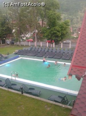 [P01] Vedere din balconul camerei (toate dau spre piscina).  » foto by mariko
 - 
<span class="allrVoted glyphicon glyphicon-heart hidden" id="av857689"></span>
<a class="m-l-10 hidden" id="sv857689" onclick="voting_Foto_DelVot(,857689,13957)" role="button">șterge vot <span class="glyphicon glyphicon-remove"></span></a>
<a id="v9857689" class=" c-red"  onclick="voting_Foto_SetVot(857689)" role="button"><span class="glyphicon glyphicon-heart-empty"></span> <b>LIKE</b> = Votează poza</a> <img class="hidden"  id="f857689W9" src="/imagini/loader.gif" border="0" /><span class="AjErrMes hidden" id="e857689ErM"></span>