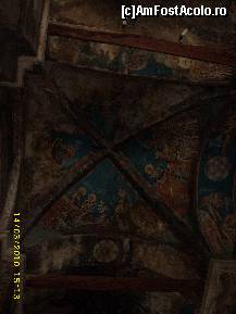 [P08] Plafonul bisericii la intrarea in pronaos » foto by marian 1973
 - 
<span class="allrVoted glyphicon glyphicon-heart hidden" id="av56276"></span>
<a class="m-l-10 hidden" id="sv56276" onclick="voting_Foto_DelVot(,56276,13973)" role="button">șterge vot <span class="glyphicon glyphicon-remove"></span></a>
<a id="v956276" class=" c-red"  onclick="voting_Foto_SetVot(56276)" role="button"><span class="glyphicon glyphicon-heart-empty"></span> <b>LIKE</b> = Votează poza</a> <img class="hidden"  id="f56276W9" src="/imagini/loader.gif" border="0" /><span class="AjErrMes hidden" id="e56276ErM"></span>