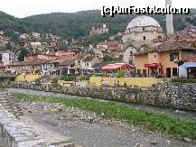 [P13] Prizren - vedere panoramică (sus pe deal cartierul sârbesc și Biserica Ortodoxă, arse în timpul războiului)  » foto by mauricius*
 - 
<span class="allrVoted glyphicon glyphicon-heart hidden" id="av415603"></span>
<a class="m-l-10 hidden" id="sv415603" onclick="voting_Foto_DelVot(,415603,13973)" role="button">șterge vot <span class="glyphicon glyphicon-remove"></span></a>
<a id="v9415603" class=" c-red"  onclick="voting_Foto_SetVot(415603)" role="button"><span class="glyphicon glyphicon-heart-empty"></span> <b>LIKE</b> = Votează poza</a> <img class="hidden"  id="f415603W9" src="/imagini/loader.gif" border="0" /><span class="AjErrMes hidden" id="e415603ErM"></span>