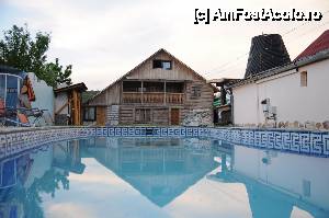 [P03] Piscina este foarte curata si dispune de sistem de filtrare performant. Accesul la piscina este gratuit pentru oaspeti.  » foto by cmihai
 - 
<span class="allrVoted glyphicon glyphicon-heart hidden" id="av416056"></span>
<a class="m-l-10 hidden" id="sv416056" onclick="voting_Foto_DelVot(,416056,14030)" role="button">șterge vot <span class="glyphicon glyphicon-remove"></span></a>
<a id="v9416056" class=" c-red"  onclick="voting_Foto_SetVot(416056)" role="button"><span class="glyphicon glyphicon-heart-empty"></span> <b>LIKE</b> = Votează poza</a> <img class="hidden"  id="f416056W9" src="/imagini/loader.gif" border="0" /><span class="AjErrMes hidden" id="e416056ErM"></span>