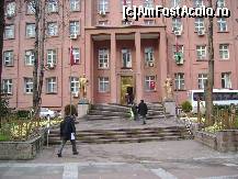 [P08] Palatul de Justiție. Intrarea flancată de statuia lui Atatutk și La Justice.  » foto by mauricius*
 - 
<span class="allrVoted glyphicon glyphicon-heart hidden" id="av416481"></span>
<a class="m-l-10 hidden" id="sv416481" onclick="voting_Foto_DelVot(,416481,14053)" role="button">șterge vot <span class="glyphicon glyphicon-remove"></span></a>
<a id="v9416481" class=" c-red"  onclick="voting_Foto_SetVot(416481)" role="button"><span class="glyphicon glyphicon-heart-empty"></span> <b>LIKE</b> = Votează poza</a> <img class="hidden"  id="f416481W9" src="/imagini/loader.gif" border="0" /><span class="AjErrMes hidden" id="e416481ErM"></span>