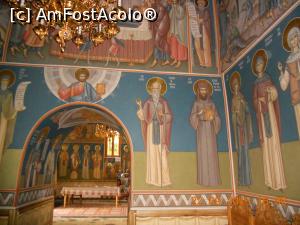 [P08] pictura interioară a bisericii » foto by zlatna
 - 
<span class="allrVoted glyphicon glyphicon-heart hidden" id="av827403"></span>
<a class="m-l-10 hidden" id="sv827403" onclick="voting_Foto_DelVot(,827403,14160)" role="button">șterge vot <span class="glyphicon glyphicon-remove"></span></a>
<a id="v9827403" class=" c-red"  onclick="voting_Foto_SetVot(827403)" role="button"><span class="glyphicon glyphicon-heart-empty"></span> <b>LIKE</b> = Votează poza</a> <img class="hidden"  id="f827403W9" src="/imagini/loader.gif" border="0" /><span class="AjErrMes hidden" id="e827403ErM"></span>