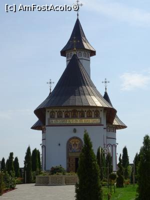 [P19] Biserica poartă hramurile „Adormirea Maicii Domnului” și „Izvorul Tămăduirii” - Zosin. » foto by tata123 🔱
 - 
<span class="allrVoted glyphicon glyphicon-heart hidden" id="av1161194"></span>
<a class="m-l-10 hidden" id="sv1161194" onclick="voting_Foto_DelVot(,1161194,14160)" role="button">șterge vot <span class="glyphicon glyphicon-remove"></span></a>
<a id="v91161194" class=" c-red"  onclick="voting_Foto_SetVot(1161194)" role="button"><span class="glyphicon glyphicon-heart-empty"></span> <b>LIKE</b> = Votează poza</a> <img class="hidden"  id="f1161194W9" src="/imagini/loader.gif" border="0" /><span class="AjErrMes hidden" id="e1161194ErM"></span>