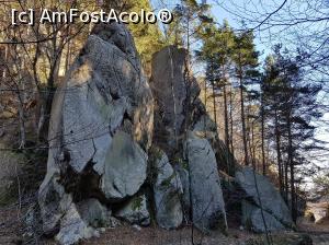 [P10] Stânci impresionante în zona ”Cheia Săritoarei”.  » foto by Floryn81
 - 
<span class="allrVoted glyphicon glyphicon-heart hidden" id="av1150866"></span>
<a class="m-l-10 hidden" id="sv1150866" onclick="voting_Foto_DelVot(,1150866,14170)" role="button">șterge vot <span class="glyphicon glyphicon-remove"></span></a>
<a id="v91150866" class=" c-red"  onclick="voting_Foto_SetVot(1150866)" role="button"><span class="glyphicon glyphicon-heart-empty"></span> <b>LIKE</b> = Votează poza</a> <img class="hidden"  id="f1150866W9" src="/imagini/loader.gif" border="0" /><span class="AjErrMes hidden" id="e1150866ErM"></span>