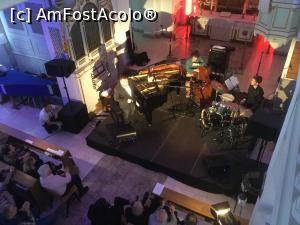[P11] Jazz in church - Sorin Zlat Trio » foto by mishu
 - 
<span class="allrVoted glyphicon glyphicon-heart hidden" id="av960399"></span>
<a class="m-l-10 hidden" id="sv960399" onclick="voting_Foto_DelVot(,960399,14175)" role="button">șterge vot <span class="glyphicon glyphicon-remove"></span></a>
<a id="v9960399" class=" c-red"  onclick="voting_Foto_SetVot(960399)" role="button"><span class="glyphicon glyphicon-heart-empty"></span> <b>LIKE</b> = Votează poza</a> <img class="hidden"  id="f960399W9" src="/imagini/loader.gif" border="0" /><span class="AjErrMes hidden" id="e960399ErM"></span>