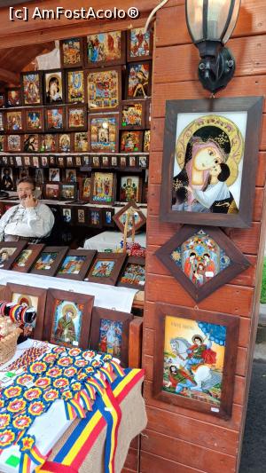 [P12] Icoane și obiecte religioase. » foto by tata123 🔱
 - 
<span class="allrVoted glyphicon glyphicon-heart hidden" id="av1369869"></span>
<a class="m-l-10 hidden" id="sv1369869" onclick="voting_Foto_DelVot(,1369869,14175)" role="button">șterge vot <span class="glyphicon glyphicon-remove"></span></a>
<a id="v91369869" class=" c-red"  onclick="voting_Foto_SetVot(1369869)" role="button"><span class="glyphicon glyphicon-heart-empty"></span> <b>LIKE</b> = Votează poza</a> <img class="hidden"  id="f1369869W9" src="/imagini/loader.gif" border="0" /><span class="AjErrMes hidden" id="e1369869ErM"></span>