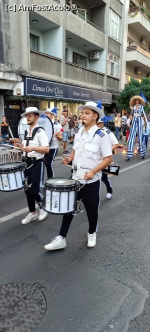 [P09] Străzi Deschise - paradă tematică. » foto by tata123 🔱
 - 
<span class="allrVoted glyphicon glyphicon-heart hidden" id="av1503036"></span>
<a class="m-l-10 hidden" id="sv1503036" onclick="voting_Foto_DelVot(,1503036,14175)" role="button">șterge vot <span class="glyphicon glyphicon-remove"></span></a>
<a id="v91503036" class=" c-red"  onclick="voting_Foto_SetVot(1503036)" role="button"><span class="glyphicon glyphicon-heart-empty"></span> <b>LIKE</b> = Votează poza</a> <img class="hidden"  id="f1503036W9" src="/imagini/loader.gif" border="0" /><span class="AjErrMes hidden" id="e1503036ErM"></span>