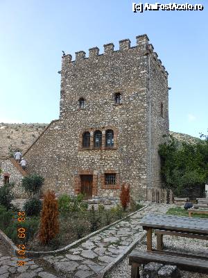 [P38] Butrint - Castelul Veneţian.  » foto by iulianic
 - 
<span class="allrVoted glyphicon glyphicon-heart hidden" id="av689478"></span>
<a class="m-l-10 hidden" id="sv689478" onclick="voting_Foto_DelVot(,689478,14195)" role="button">șterge vot <span class="glyphicon glyphicon-remove"></span></a>
<a id="v9689478" class=" c-red"  onclick="voting_Foto_SetVot(689478)" role="button"><span class="glyphicon glyphicon-heart-empty"></span> <b>LIKE</b> = Votează poza</a> <img class="hidden"  id="f689478W9" src="/imagini/loader.gif" border="0" /><span class="AjErrMes hidden" id="e689478ErM"></span>