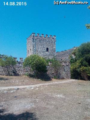 [P33] Butrint. Castelul Venețian din secolele 14-16, reconstruit de echipa de arheologi condusa de Ugolini.  » foto by ovidiuyepi
 - 
<span class="allrVoted glyphicon glyphicon-heart hidden" id="av675674"></span>
<a class="m-l-10 hidden" id="sv675674" onclick="voting_Foto_DelVot(,675674,14195)" role="button">șterge vot <span class="glyphicon glyphicon-remove"></span></a>
<a id="v9675674" class=" c-red"  onclick="voting_Foto_SetVot(675674)" role="button"><span class="glyphicon glyphicon-heart-empty"></span> <b>LIKE</b> = Votează poza</a> <img class="hidden"  id="f675674W9" src="/imagini/loader.gif" border="0" /><span class="AjErrMes hidden" id="e675674ErM"></span>
