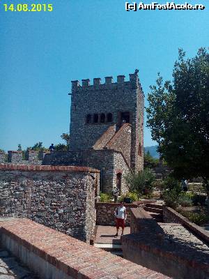 [P36] Butrint. Castelul Venețian este singurul loc din întregul site reparat de echipă lui Ugolini. Așa arăta din exterior.  » foto by ovidiuyepi
 - 
<span class="allrVoted glyphicon glyphicon-heart hidden" id="av675680"></span>
<a class="m-l-10 hidden" id="sv675680" onclick="voting_Foto_DelVot(,675680,14195)" role="button">șterge vot <span class="glyphicon glyphicon-remove"></span></a>
<a id="v9675680" class=" c-red"  onclick="voting_Foto_SetVot(675680)" role="button"><span class="glyphicon glyphicon-heart-empty"></span> <b>LIKE</b> = Votează poza</a> <img class="hidden"  id="f675680W9" src="/imagini/loader.gif" border="0" /><span class="AjErrMes hidden" id="e675680ErM"></span>