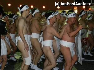 [P01] Festivalul Oamenilor Dezbracati - Saidaiji Hadaka Matsuri, Okayama.  » foto by TraianS
 - 
<span class="allrVoted glyphicon glyphicon-heart hidden" id="av423106"></span>
<a class="m-l-10 hidden" id="sv423106" onclick="voting_Foto_DelVot(,423106,14206)" role="button">șterge vot <span class="glyphicon glyphicon-remove"></span></a>
<a id="v9423106" class=" c-red"  onclick="voting_Foto_SetVot(423106)" role="button"><span class="glyphicon glyphicon-heart-empty"></span> <b>LIKE</b> = Votează poza</a> <img class="hidden"  id="f423106W9" src="/imagini/loader.gif" border="0" /><span class="AjErrMes hidden" id="e423106ErM"></span>