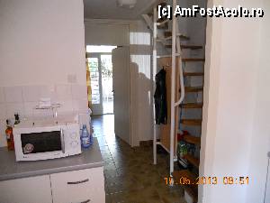 [P19] Apartamentul văzut de la intrare » foto by pepsi70ro
 - 
<span class="allrVoted glyphicon glyphicon-heart hidden" id="av423529"></span>
<a class="m-l-10 hidden" id="sv423529" onclick="voting_Foto_DelVot(,423529,14215)" role="button">șterge vot <span class="glyphicon glyphicon-remove"></span></a>
<a id="v9423529" class=" c-red"  onclick="voting_Foto_SetVot(423529)" role="button"><span class="glyphicon glyphicon-heart-empty"></span> <b>LIKE</b> = Votează poza</a> <img class="hidden"  id="f423529W9" src="/imagini/loader.gif" border="0" /><span class="AjErrMes hidden" id="e423529ErM"></span>