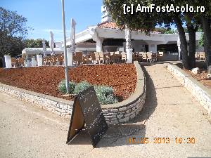 [P25] Restaurantul Marina din cadrul resortului » foto by pepsi70ro
 - 
<span class="allrVoted glyphicon glyphicon-heart hidden" id="av423540"></span>
<a class="m-l-10 hidden" id="sv423540" onclick="voting_Foto_DelVot(,423540,14215)" role="button">șterge vot <span class="glyphicon glyphicon-remove"></span></a>
<a id="v9423540" class=" c-red"  onclick="voting_Foto_SetVot(423540)" role="button"><span class="glyphicon glyphicon-heart-empty"></span> <b>LIKE</b> = Votează poza</a> <img class="hidden"  id="f423540W9" src="/imagini/loader.gif" border="0" /><span class="AjErrMes hidden" id="e423540ErM"></span>