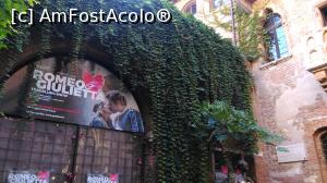[P05] casa giuliettei » foto by lalely
 - 
<span class="allrVoted glyphicon glyphicon-heart hidden" id="av804009"></span>
<a class="m-l-10 hidden" id="sv804009" onclick="voting_Foto_DelVot(,804009,14241)" role="button">șterge vot <span class="glyphicon glyphicon-remove"></span></a>
<a id="v9804009" class=" c-red"  onclick="voting_Foto_SetVot(804009)" role="button"><span class="glyphicon glyphicon-heart-empty"></span> <b>LIKE</b> = Votează poza</a> <img class="hidden"  id="f804009W9" src="/imagini/loader.gif" border="0" /><span class="AjErrMes hidden" id="e804009ErM"></span>
