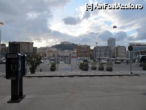 [P01] Zona Portuara Napoli » foto by holidaydreamer
 - 
<span class="allrVoted glyphicon glyphicon-heart hidden" id="av424569"></span>
<a class="m-l-10 hidden" id="sv424569" onclick="voting_Foto_DelVot(,424569,14241)" role="button">șterge vot <span class="glyphicon glyphicon-remove"></span></a>
<a id="v9424569" class=" c-red"  onclick="voting_Foto_SetVot(424569)" role="button"><span class="glyphicon glyphicon-heart-empty"></span> <b>LIKE</b> = Votează poza</a> <img class="hidden"  id="f424569W9" src="/imagini/loader.gif" border="0" /><span class="AjErrMes hidden" id="e424569ErM"></span>