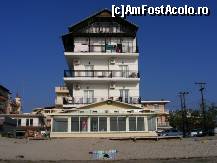 [P01] Hotel Nepheli - vedere din mare: D » foto by makuy*
 - 
<span class="allrVoted glyphicon glyphicon-heart hidden" id="av425999"></span>
<a class="m-l-10 hidden" id="sv425999" onclick="voting_Foto_DelVot(,425999,14274)" role="button">șterge vot <span class="glyphicon glyphicon-remove"></span></a>
<a id="v9425999" class=" c-red"  onclick="voting_Foto_SetVot(425999)" role="button"><span class="glyphicon glyphicon-heart-empty"></span> <b>LIKE</b> = Votează poza</a> <img class="hidden"  id="f425999W9" src="/imagini/loader.gif" border="0" /><span class="AjErrMes hidden" id="e425999ErM"></span>