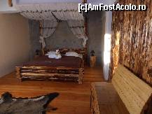 [P01] dormitorul apartamentului cu cufarul original de care cel mic a fost incantat » foto by FLORINA SIMON
 - 
<span class="allrVoted glyphicon glyphicon-heart hidden" id="av426277"></span>
<a class="m-l-10 hidden" id="sv426277" onclick="voting_Foto_DelVot(,426277,14277)" role="button">șterge vot <span class="glyphicon glyphicon-remove"></span></a>
<a id="v9426277" class=" c-red"  onclick="voting_Foto_SetVot(426277)" role="button"><span class="glyphicon glyphicon-heart-empty"></span> <b>LIKE</b> = Votează poza</a> <img class="hidden"  id="f426277W9" src="/imagini/loader.gif" border="0" /><span class="AjErrMes hidden" id="e426277ErM"></span>