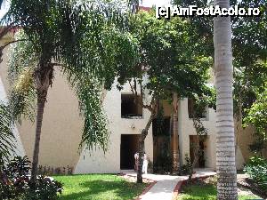 [P29] vila in care ne-am cazat... draguta.  » foto by rayden
 - 
<span class="allrVoted glyphicon glyphicon-heart hidden" id="av427012"></span>
<a class="m-l-10 hidden" id="sv427012" onclick="voting_Foto_DelVot(,427012,14286)" role="button">șterge vot <span class="glyphicon glyphicon-remove"></span></a>
<a id="v9427012" class=" c-red"  onclick="voting_Foto_SetVot(427012)" role="button"><span class="glyphicon glyphicon-heart-empty"></span> <b>LIKE</b> = Votează poza</a> <img class="hidden"  id="f427012W9" src="/imagini/loader.gif" border="0" /><span class="AjErrMes hidden" id="e427012ErM"></span>