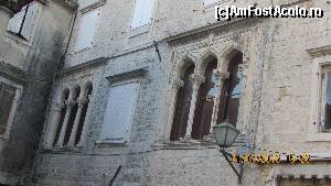 [P68] Trogir; ferestre veneţiene » foto by crismis
 - 
<span class="allrVoted glyphicon glyphicon-heart hidden" id="av675353"></span>
<a class="m-l-10 hidden" id="sv675353" onclick="voting_Foto_DelVot(,675353,14336)" role="button">șterge vot <span class="glyphicon glyphicon-remove"></span></a>
<a id="v9675353" class=" c-red"  onclick="voting_Foto_SetVot(675353)" role="button"><span class="glyphicon glyphicon-heart-empty"></span> <b>LIKE</b> = Votează poza</a> <img class="hidden"  id="f675353W9" src="/imagini/loader.gif" border="0" /><span class="AjErrMes hidden" id="e675353ErM"></span>