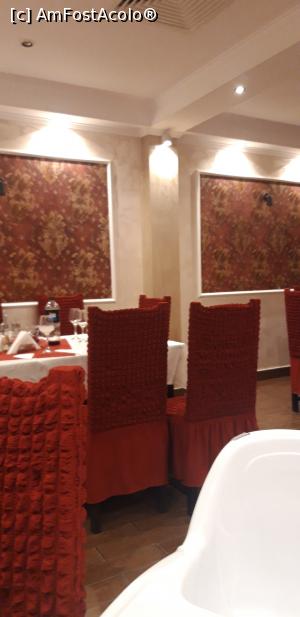 [P02] Restaurant » foto by delinyka
 - 
<span class="allrVoted glyphicon glyphicon-heart hidden" id="av1280182"></span>
<a class="m-l-10 hidden" id="sv1280182" onclick="voting_Foto_DelVot(,1280182,14342)" role="button">șterge vot <span class="glyphicon glyphicon-remove"></span></a>
<a id="v91280182" class=" c-red"  onclick="voting_Foto_SetVot(1280182)" role="button"><span class="glyphicon glyphicon-heart-empty"></span> <b>LIKE</b> = Votează poza</a> <img class="hidden"  id="f1280182W9" src="/imagini/loader.gif" border="0" /><span class="AjErrMes hidden" id="e1280182ErM"></span>